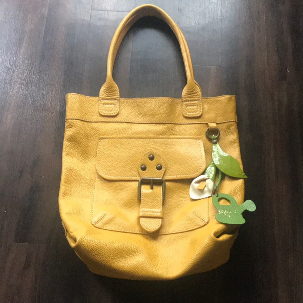 Sofia C. Yellow leather purse/bag